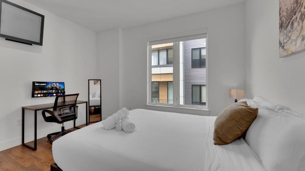 Apartment, 2 Bedrooms | Iron/ironing board, free WiFi