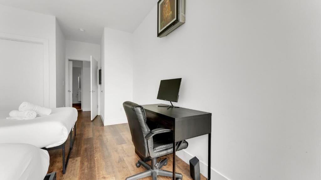 Apartment, 1 Bedroom | Iron/ironing board, free WiFi