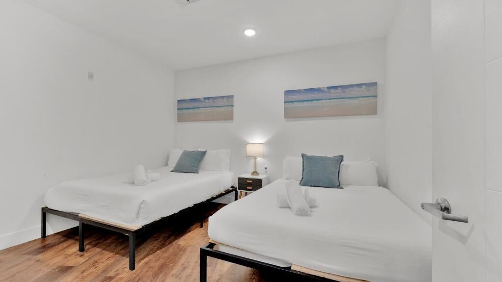 Apartment, 1 Bedroom | Iron/ironing board, free WiFi
