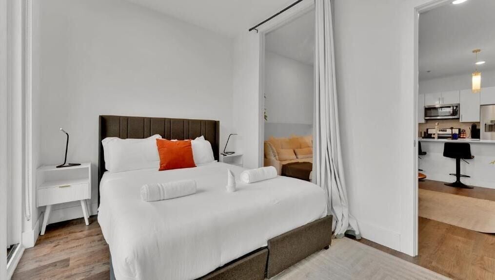 Apartment, 2 Bedrooms | Iron/ironing board, free WiFi