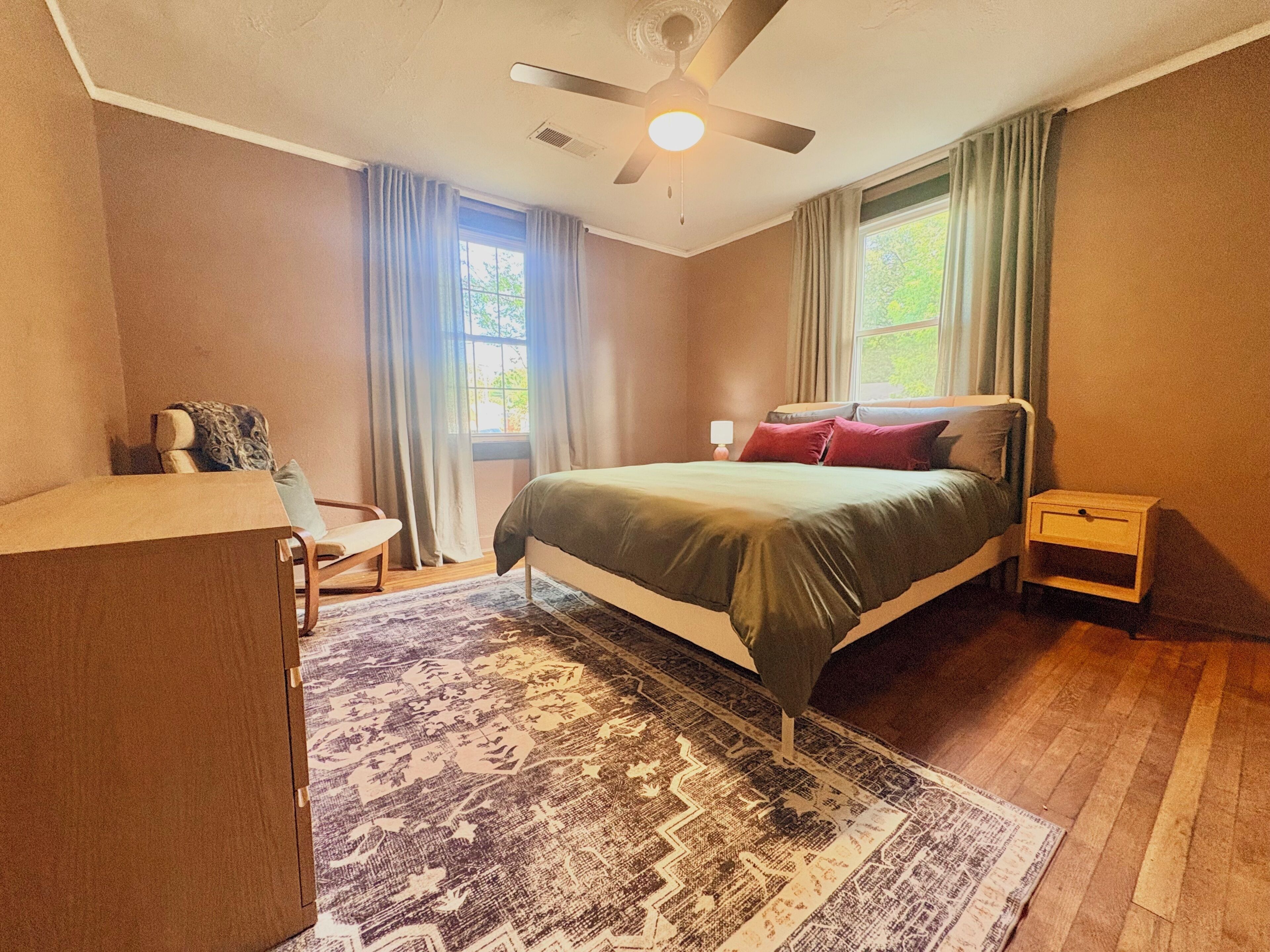 2 bedrooms, WiFi, bed sheets