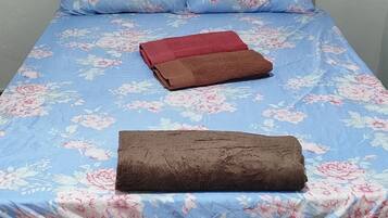Internet, bed sheets