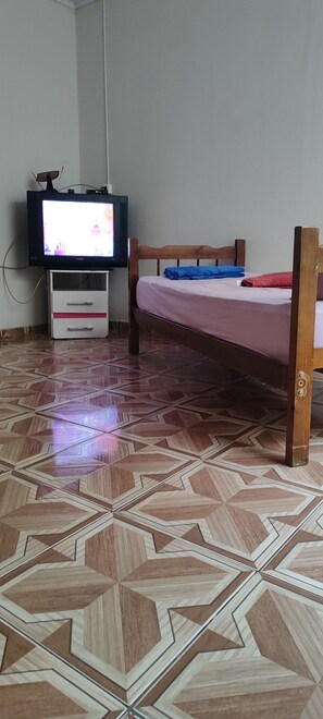 Internet, bed sheets - Vrbo Property (Três Lagoas)