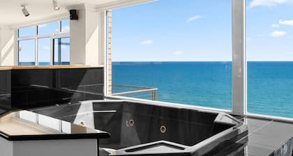 Salt & Skyline Penthouse