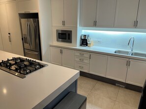 Private kitchen - FARO SAYA - Private Garden Villa w/ Pool, BBQ & Beach Access in Quiya Residences (Cruz de Huanacaxtle)