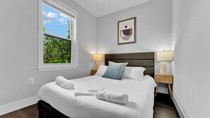 Iron/ironing board, free WiFi - Apartmint at Bainbridge St Philadelphia (Philadelphia)