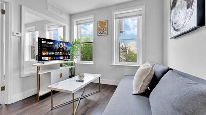 Apartmint at Bainbridge St Philadelphia