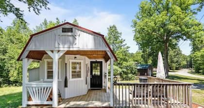 Peaceful Cozy Tiny Home+Fast Wifi+Near TN River+Great Food Spots