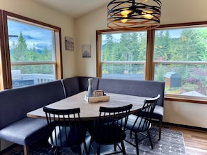 Dining - Hayven House, a Tranquil Lake Retreat (Hayden)