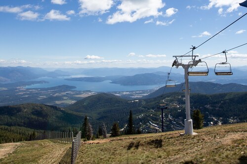 Lake Pend Oreille Escape HotTub, GameRoom & Views