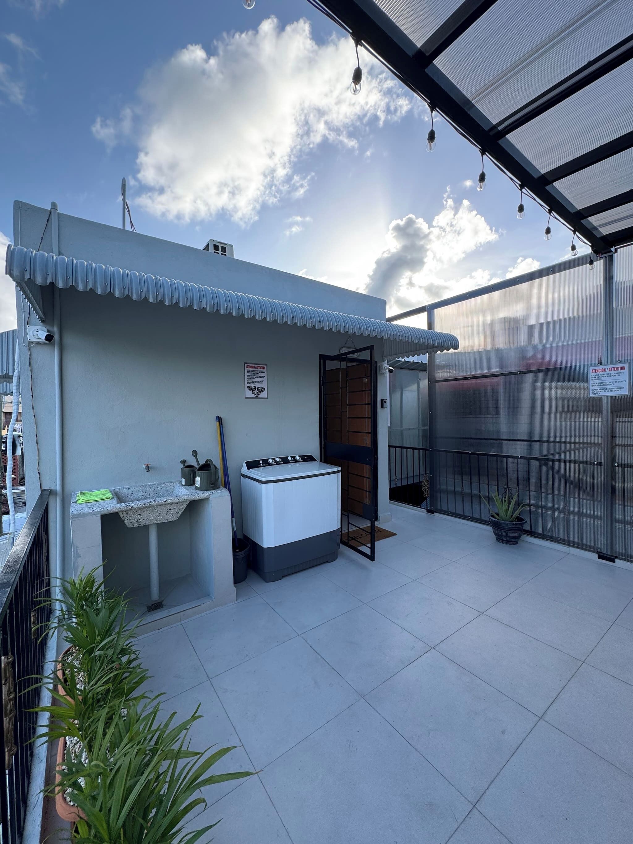 Departamento, 1 habitación, para fumadores, balcón | Tina de hidromasaje al aire libre