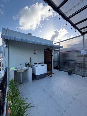 Appartamento, 1 camera da letto, fumatori, balcone | Idromassaggio all'aperto