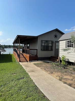 Exterior - Hide Away on Lake Conroe- Waterfront (Willis)