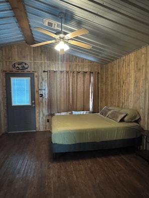 Room - Hide Away on Lake Conroe- Waterfront (Willis)