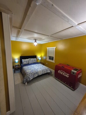 Room - Brown's Lake House, Family-Friendly 2 Bedroom Retreat Near Lake Wappapello (Wappapello)