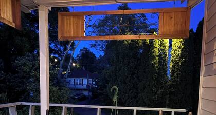 ♥️ Heart of Downtown Fayetteville! A 5 min stroll to 7 charming restaurants!