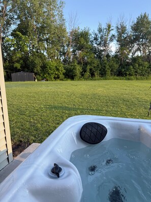 Bain à remous extérieur