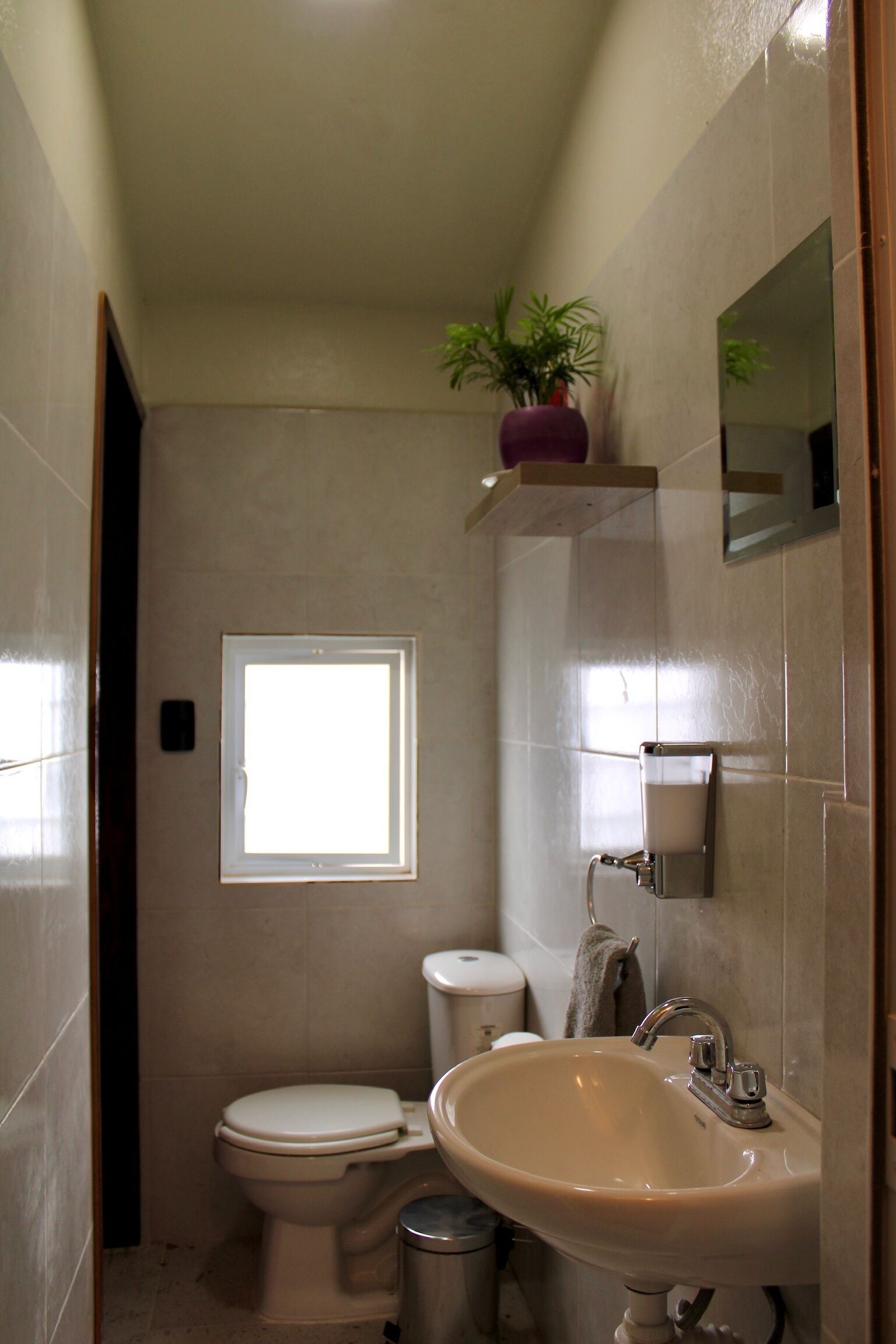 Baño | Regadera, amenidades de baño gratuitas, secadora de cabello, toallas 