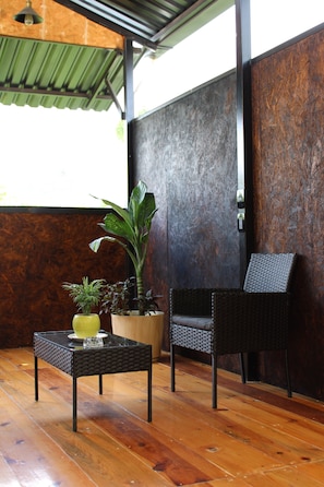 Classic Room, Balcony, Courtyard View | Balcony