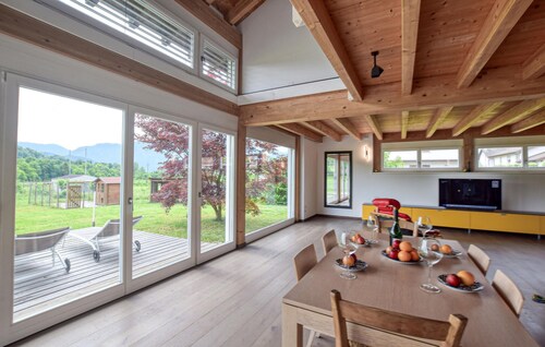 2 bedroom gorgeous home in Feltre