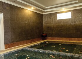 Bañera de hidromasaje interior