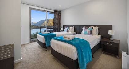 Middleton Vista - Perfect lake and mountain views. Great for families and groups