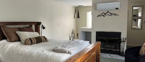House (1 Bedroom) | Interior