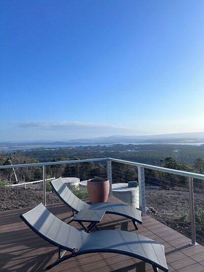 Accessible Eco Retreat | King Bed | Stunning Tamar Views (1)