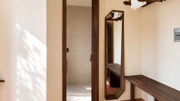 Deluxe Double Room | Interior