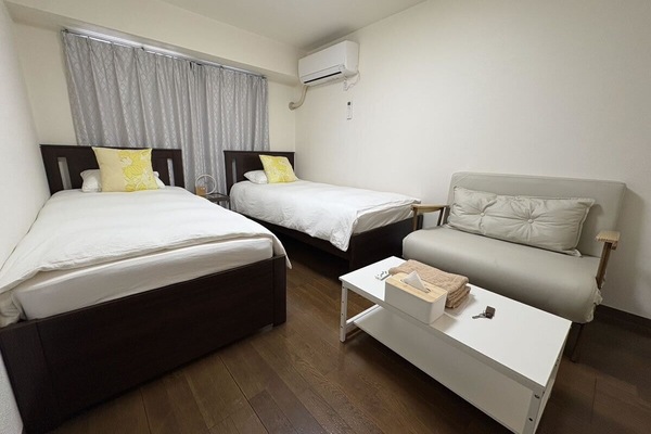 Standard Twin Room | Desk, WiFi (free), individually decorated, individually furnished