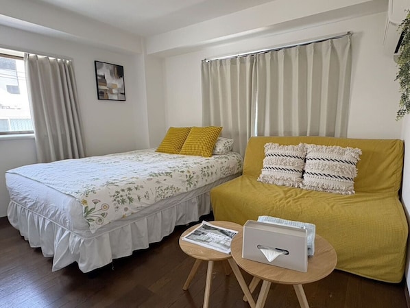 Premium Double Room | Desk
