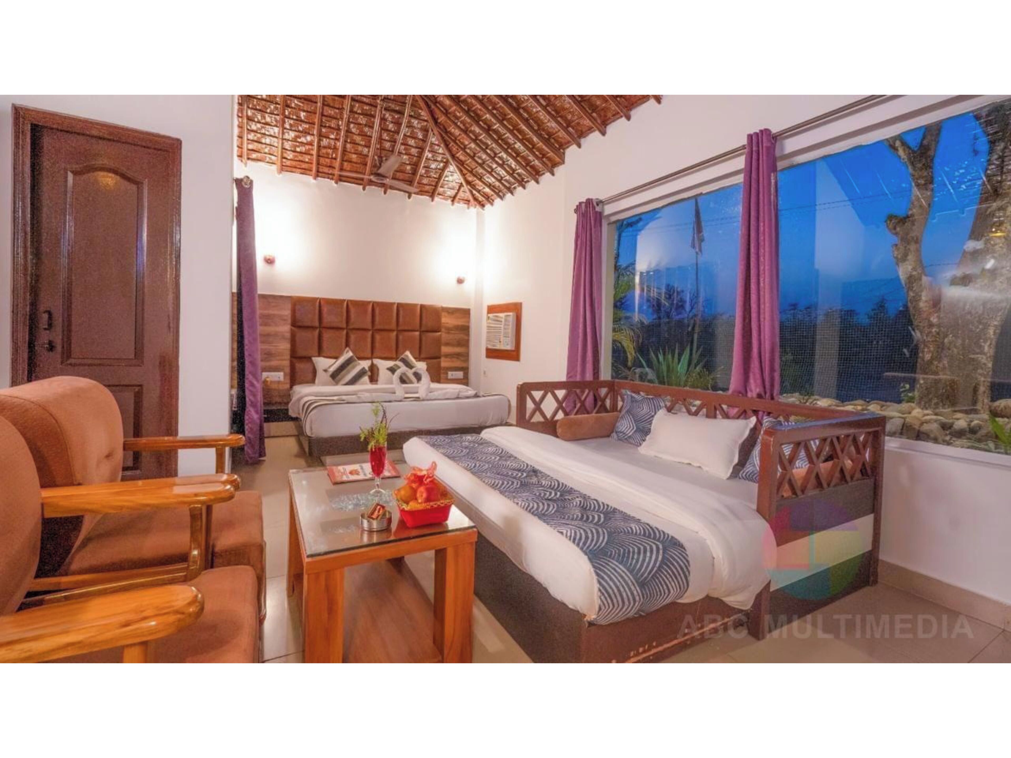 Deluxe Double Room, Air conditioning, Garden View | Hypo-allergenic bedding, desk, soundproofing, free WiFi