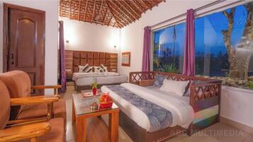 Deluxe Double Room, Air conditioning, Garden View | Hypo-allergenic bedding, desk, soundproofing, free WiFi