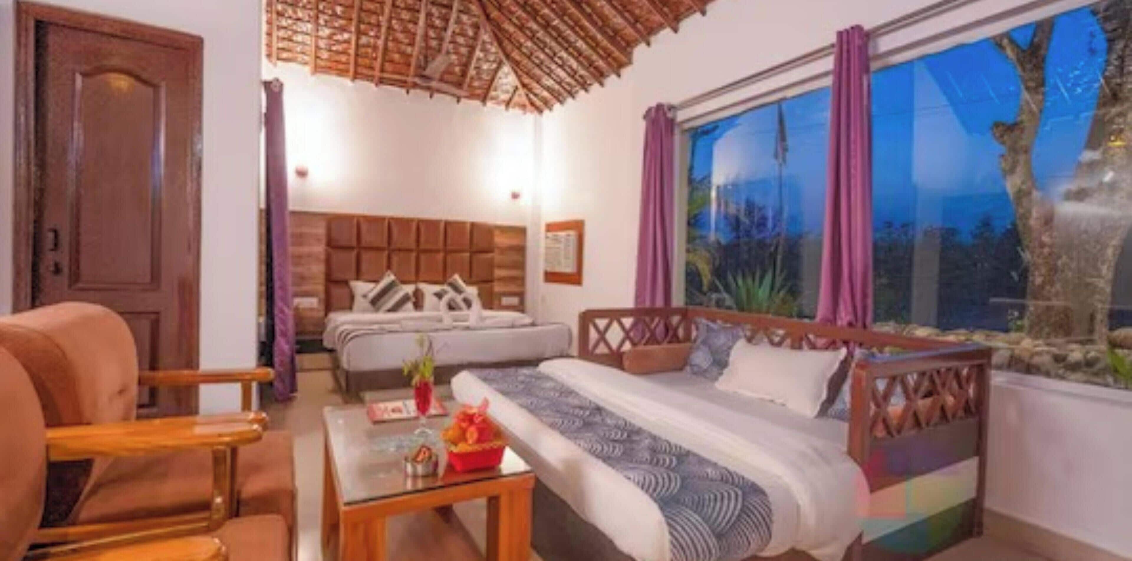 Deluxe Double Room, Air conditioning, Garden View | Hypo-allergenic bedding available, desk, soundproofing, WiFi (free)
