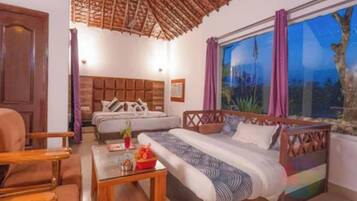 Deluxe Double Room, Air conditioning, Garden View | Hypo-allergenic bedding available, desk, soundproofing, WiFi (free)