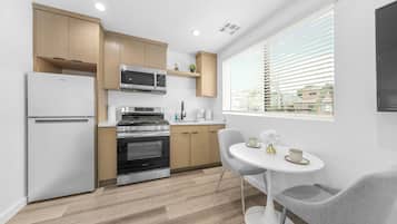 Apartment, 4 Schlafzimmer, eigenes Bad | Eigene Küche