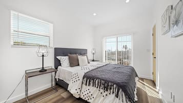 Departamento, 3 habitaciones, baño privado | Espacio para trabajar con laptop y wifi gratis