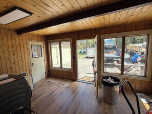 Interior - 3-bedroom cabin in delightful Seeley Lake with cozy charm (Seeley Lake)