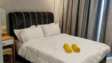 Apartment, City View | Iron/ironing board, free WiFi