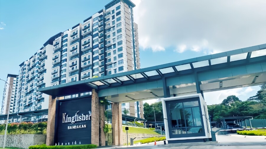 Kingfisher by Sandakan