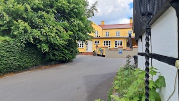 Esterni