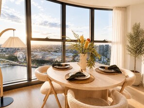 Dining - Koala Sky Suite | River & City Views (Brisbane City)
