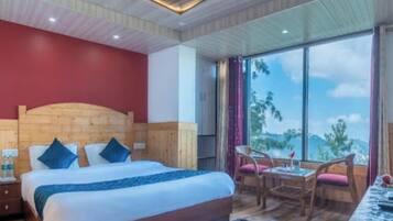 In-room safe, soundproofing, free WiFi