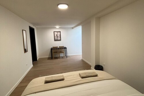Comfortable Stay Near City Center | Wi-Fi Included