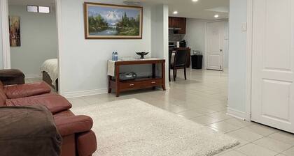 Entire Privatesuite Separate Entrance Free Parking