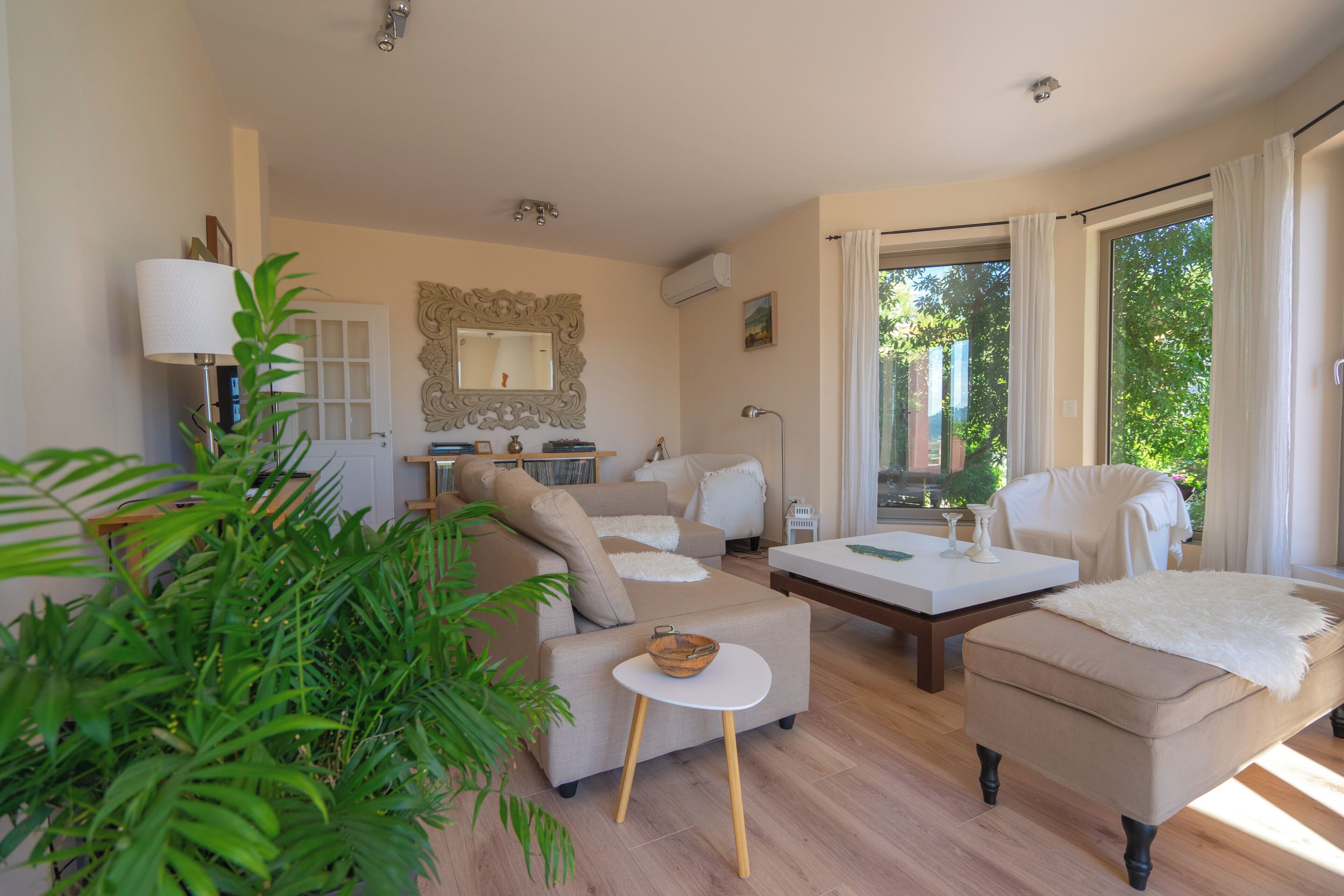 Villa, 3 chambres, balcon, vue jardin | Coin séjour