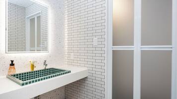 Luxury House | Bathroom