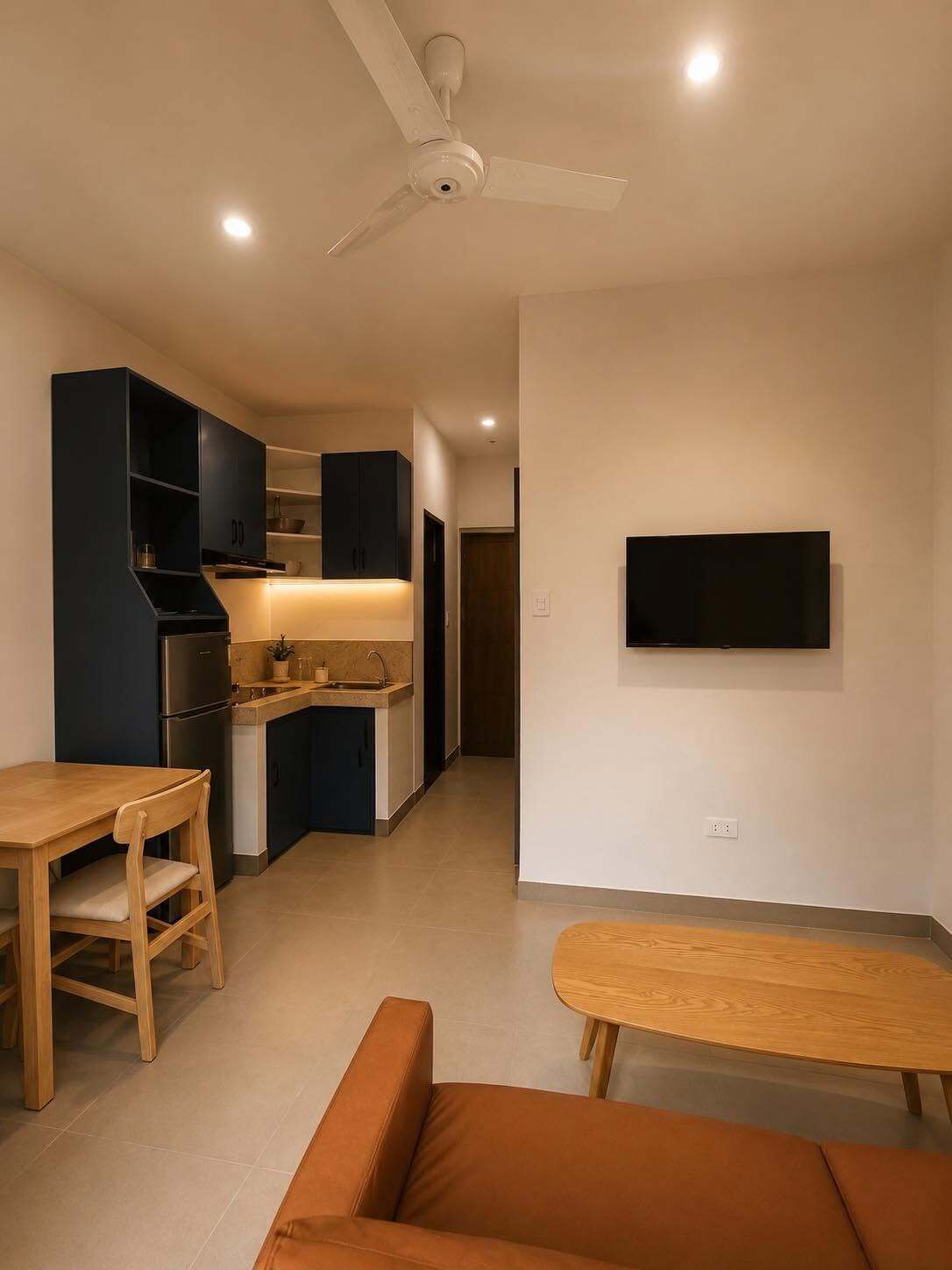 Comfort Double or Twin Room, Kitchenette | Interior