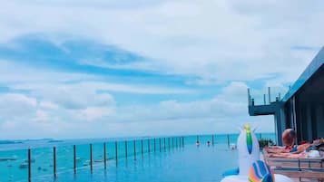 Apartment, 2 Bedrooms, Accessible, Smoking | Pool | Outdoor pool