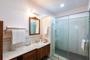 Villa Deluxe | Salle de bain